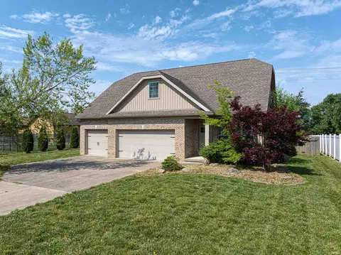 3749 Arbor Pointe Dr, Newburgh, IN 47630