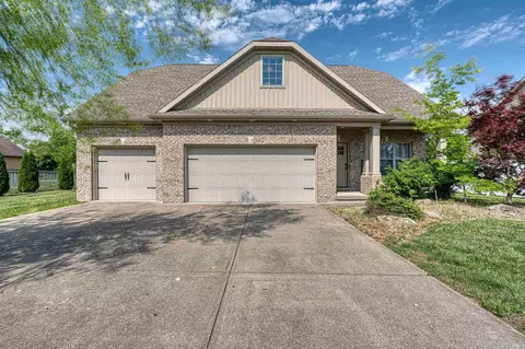 3749 Arbor Pointe Dr, Newburgh, IN 47630