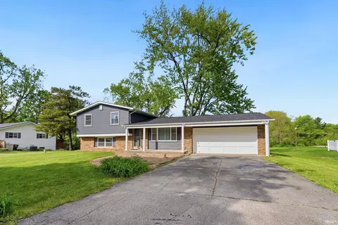 816 Blake Dr, Fort Wayne, IN 46804