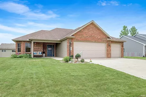 118 N Lexington Dr, Columbia City, IN 46725