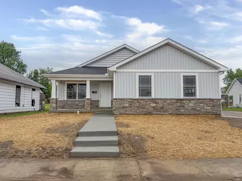 339 W 2nd St, Anderson, IN 46016