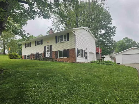 4625 N Ridgewood Dr, Bloomington, IN 47404