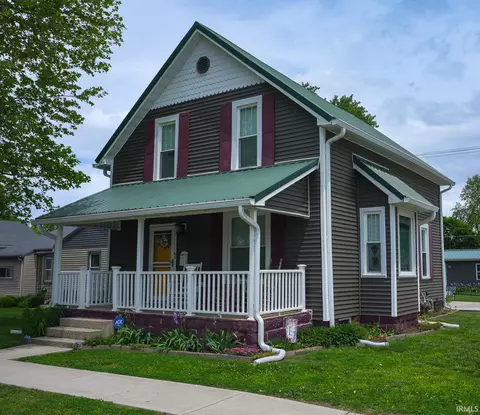 727 S Monticello St, Winamac, IN 46996