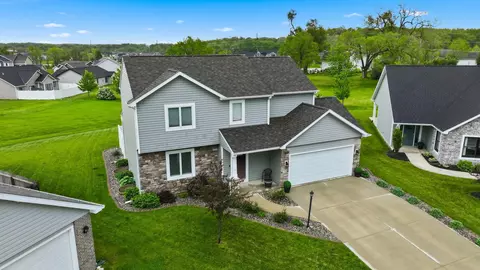 713 Bailey Ct, Angola, IN 46703