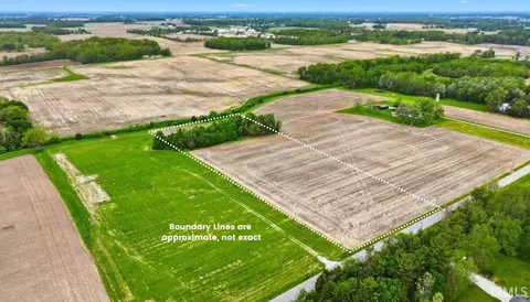 12625 Madden Rd, Churubusco, IN 46723