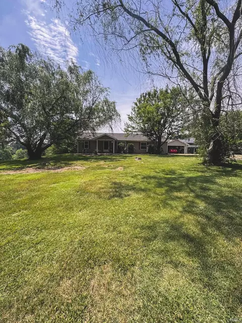 4415 S Pine Ridge Rd, Birdseye, IN 47513