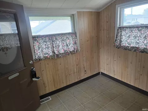 Entry Way - 714 E Hoffer St, Kokomo, IN 46902 photo 1 of 1