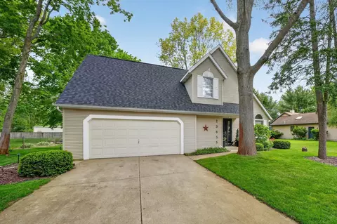23655 Ridgemont Ln, Elkhart, IN 46516