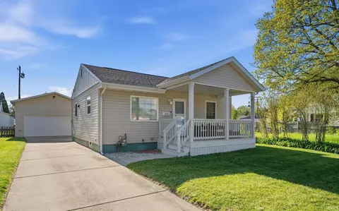 235 N Edison Ave, South Bend, IN 46619