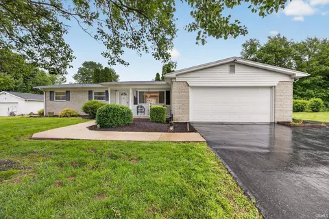 5400 W Orchard Dr, Bloomington, IN 47403