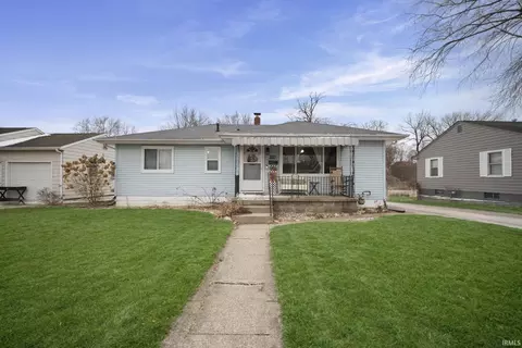 350 Brightwood Dr, Frankfort, IN 46041