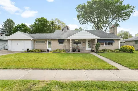 126 S Ironwood Dr, South Bend, IN 46615