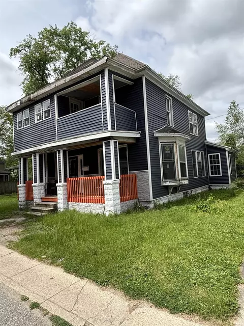 319 Kunstman Ct, South Bend, IN 46601