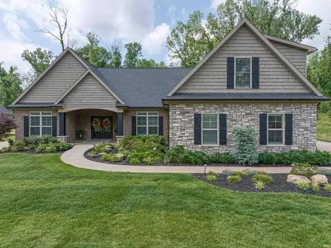 1691 Victoria Woods Dr, Boonville, IN 47601