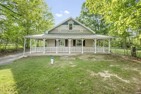 61980 Mayflower Rd, South Bend, IN 46614