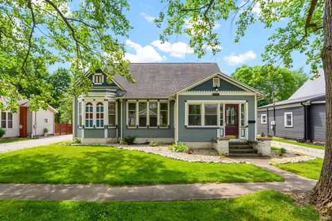 205 W 4th St, North Manchester, IN 46962