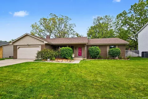 2940 Marrett Dr, Mishawaka, IN 46544