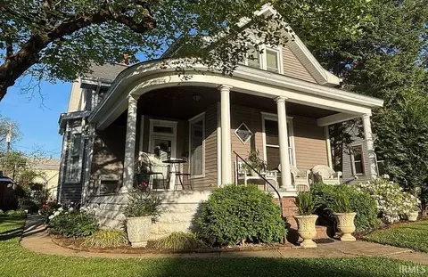 621 Locust St, Mount Vernon, IN 47620