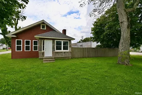 521 E Jackson St, Mulberry, IN 46058