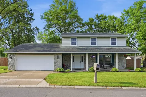302 Hickory Grove Rd, Hartford City, IN 47348