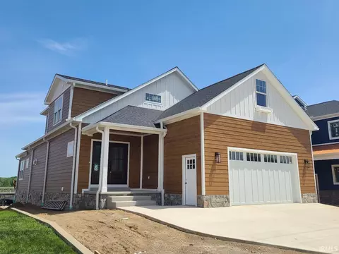 1422 S Harkless Dr #A, Syracuse, IN 46567