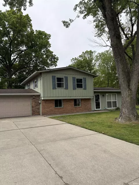 1615 Cedar St, Elkhart, IN 46514