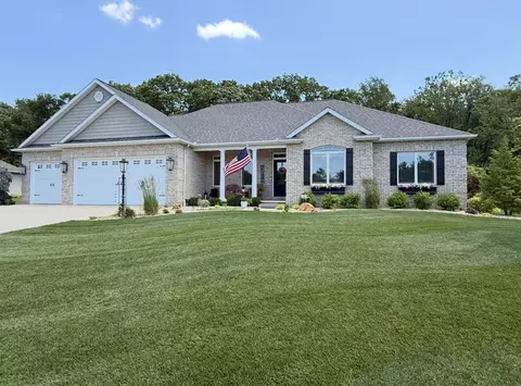 133 E Barrington Pl, Warsaw, IN 46582
