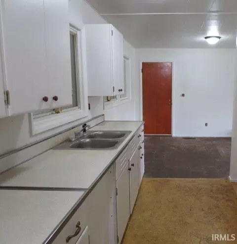 Entry Way - 304 E Pickwick Dr, Syracuse, IN 46567 photo 1 of 1