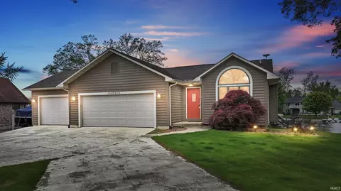 0205 W 600 S, Wolcottville, IN 46795
