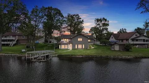 0205 W 600 S, Wolcottville, IN 46795