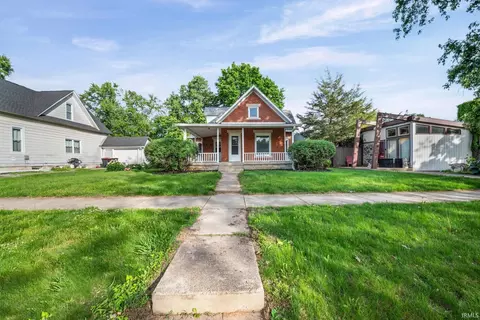 Exterior - 128 W Summitt St, Delphi, IN 46923 photo 4 of 8