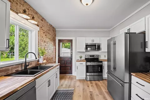 Kitchen - 128 W Summitt St, Delphi, IN 46923 photo 1 of 3