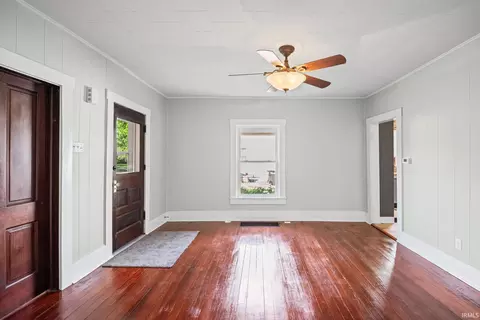 Living - 128 W Summitt St, Delphi, IN 46923 photo 1 of 4