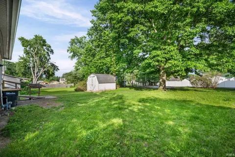 Exterior - 128 W Summitt St, Delphi, IN 46923 photo 7 of 8