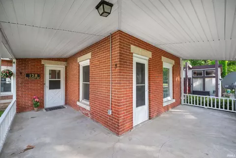 Exterior - 128 W Summitt St, Delphi, IN 46923 photo 3 of 8