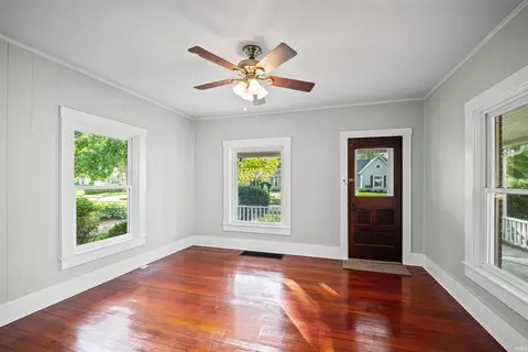 Living - 128 W Summitt St, Delphi, IN 46923 photo 3 of 4