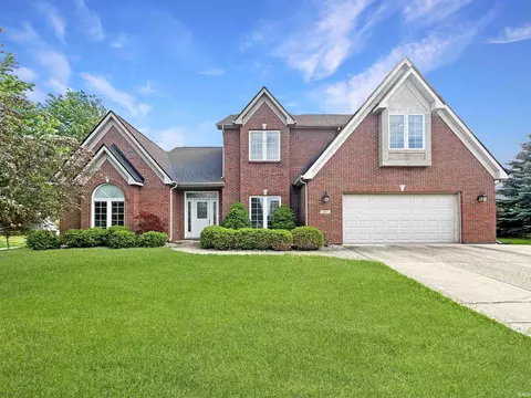 483 Sinclair Dr, West Lafayette, IN 47906