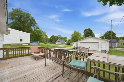 Exterior - 230 E Morse St, Markle, IN 46770 photo 1 of 2