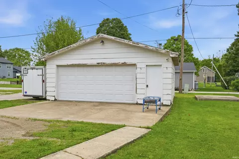 Exterior - 230 E Morse St, Markle, IN 46770 photo 2 of 2