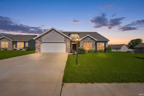 203 Orchard Place Pkwy, Kendallville, IN 46755