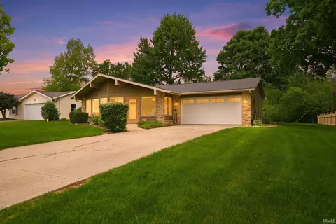 17321 Lee Ln, Harlan, IN 46743