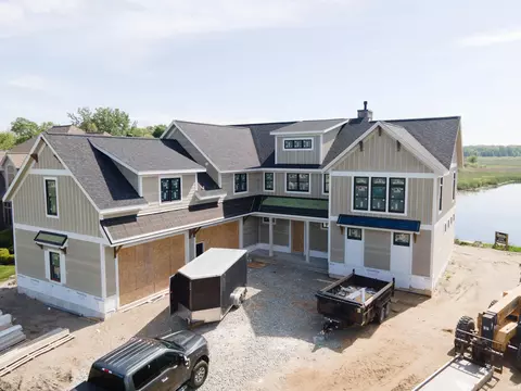 8199 E Constitution Dr, Syracuse, IN 46567