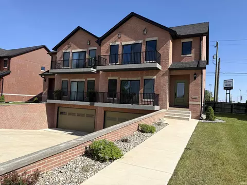 1606 N Shore Dr, Rochester, IN 46975