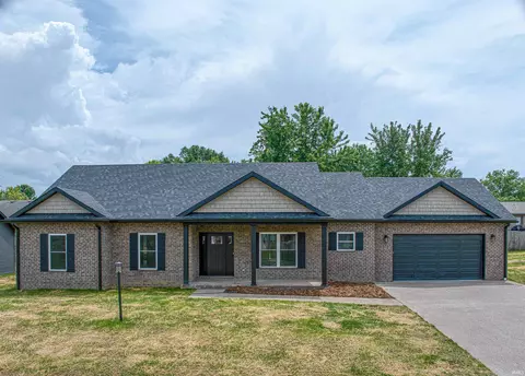 310 Sunset Dr, Mount Vernon, IN 47620