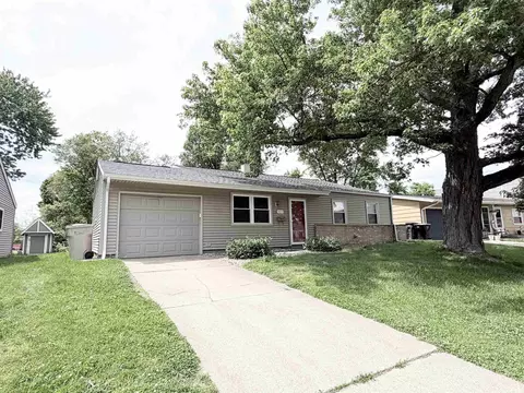 4809 Skye Ct, South Bend, IN 46614