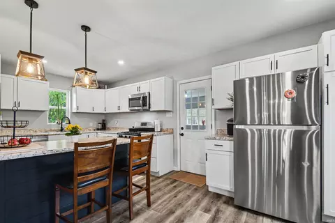 Kitchen - 505 S Walnut St, South Bend, IN 46619 photo 3 of 3