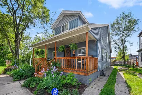 Exterior - 505 S Walnut St, South Bend, IN 46619 photo 4 of 10