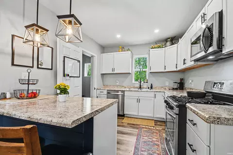 Kitchen - 505 S Walnut St, South Bend, IN 46619 photo 2 of 3