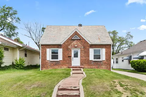 3613 Felician St, Fort Wayne, IN 46803