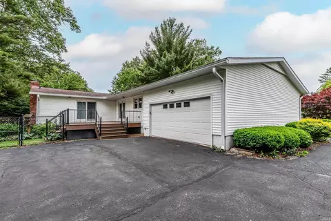 Other - 409 E Woodridge Dr, Bloomington, IN 47408 photo 8 of 10